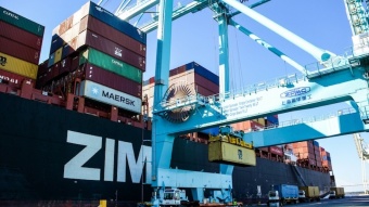 צים משיקה קו חדש ומהיר לסחר מקוון מאסיה לחוף המזרחי של ארה"ב