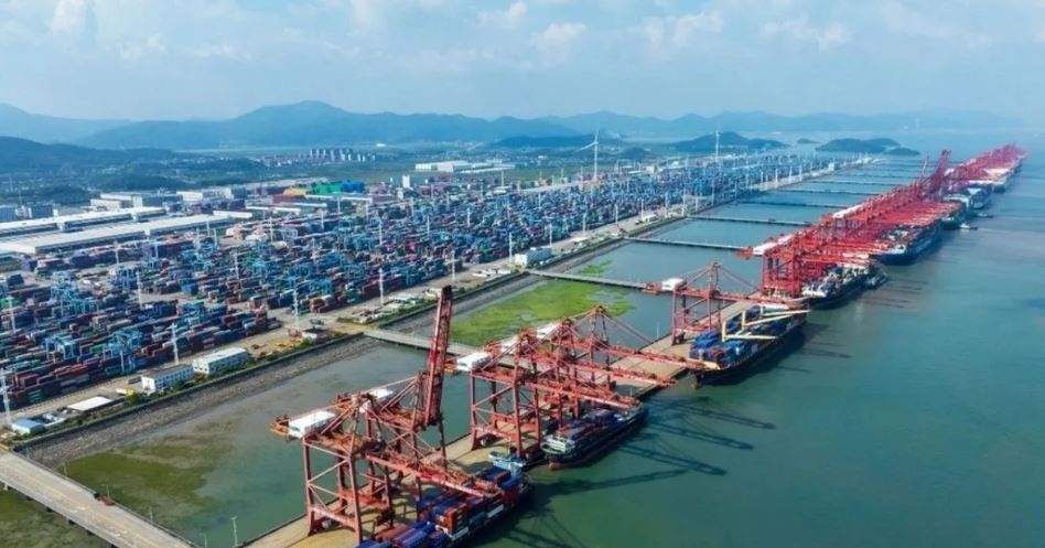 נמלי אסיה שומרים על צמרת הדירוג העולמי במכולות