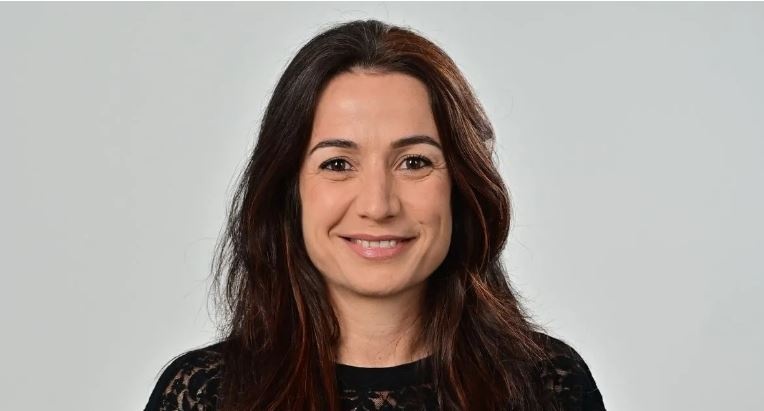 למה ה-AI לא יוביל את המהפכה הבאה, ומה זה אומר על העובדים שלכם?